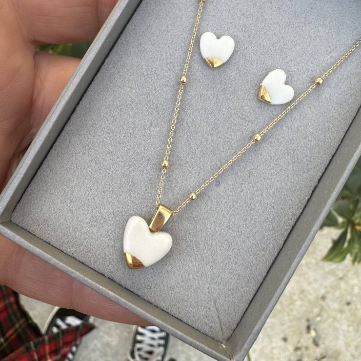 Small White, Gold, Heart Gift Set
